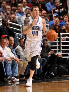 半场战报：国安2-0梅州，法比奥梅开二度